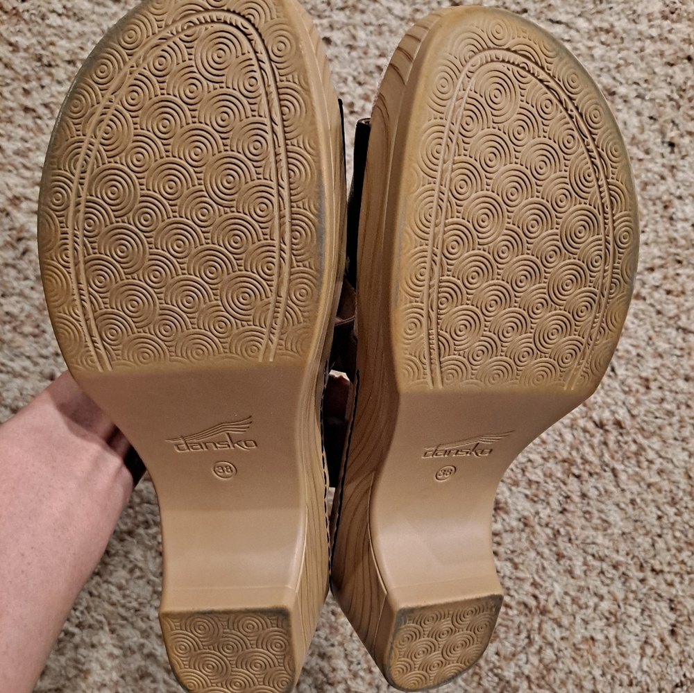 Dansko Marjory Sandals Leather — Black Size 38 or Size 7.5/8 - Like New! - Picture 5 of 7